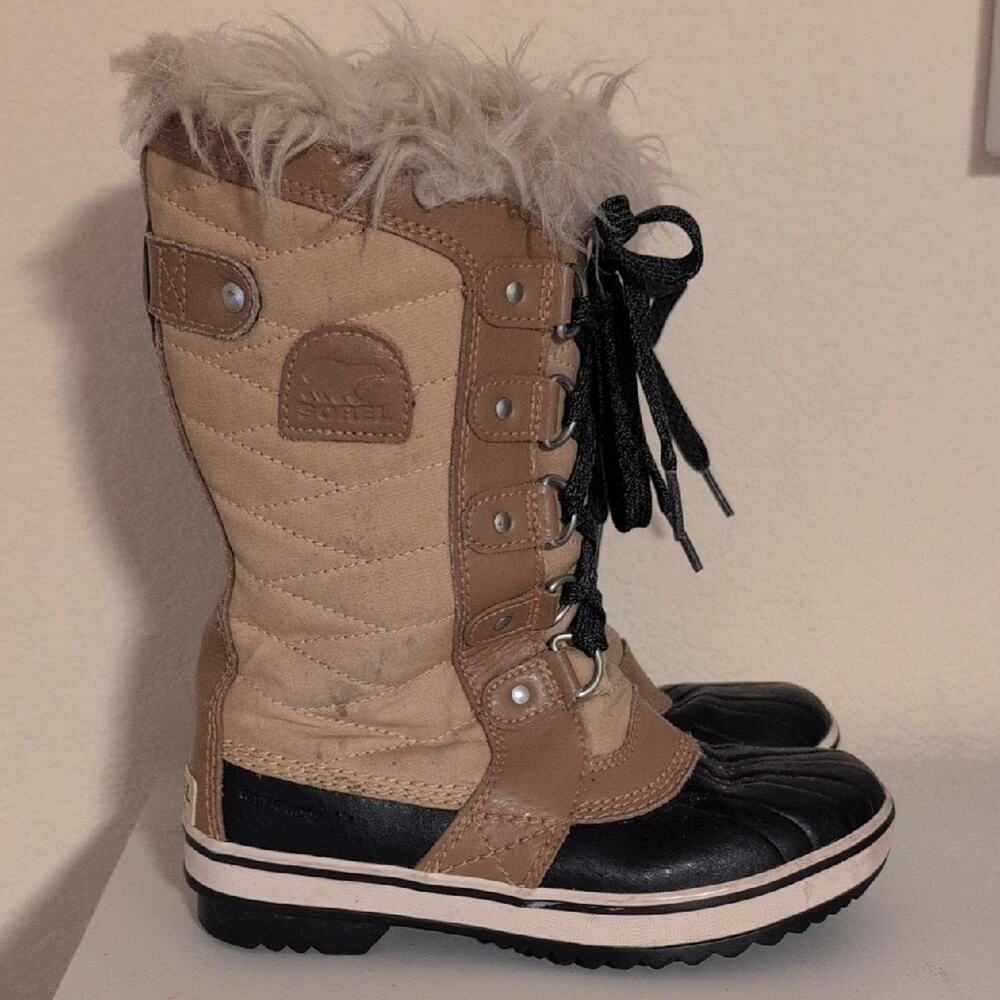 Sorel Kids Tan and Black Fur-Lined Fleece Interior Lace Up Boots Size 1